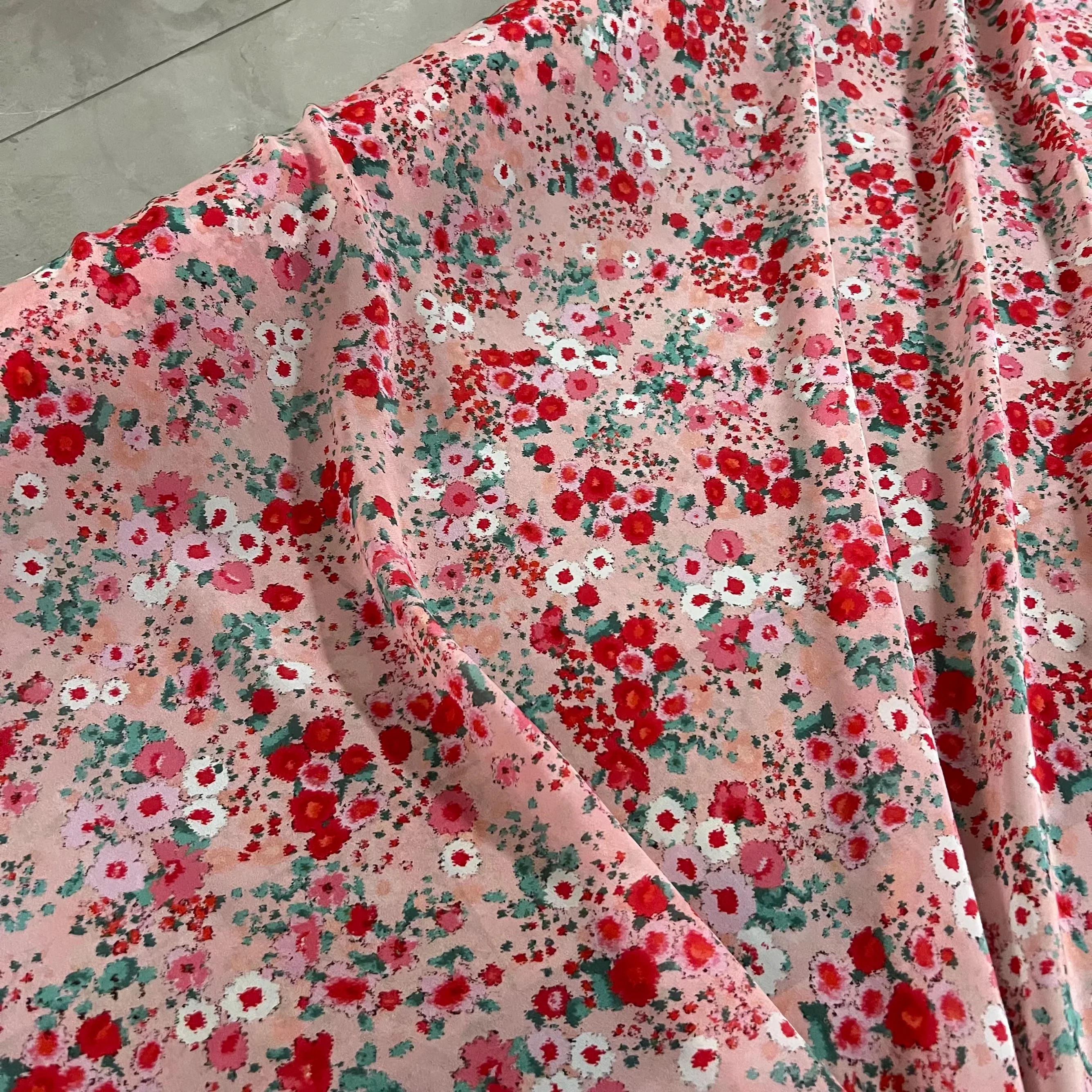 1 meter 100% Mulberry Silk 15 momme Crepe Silk Fabric Pink Floral Printed 138cm 54