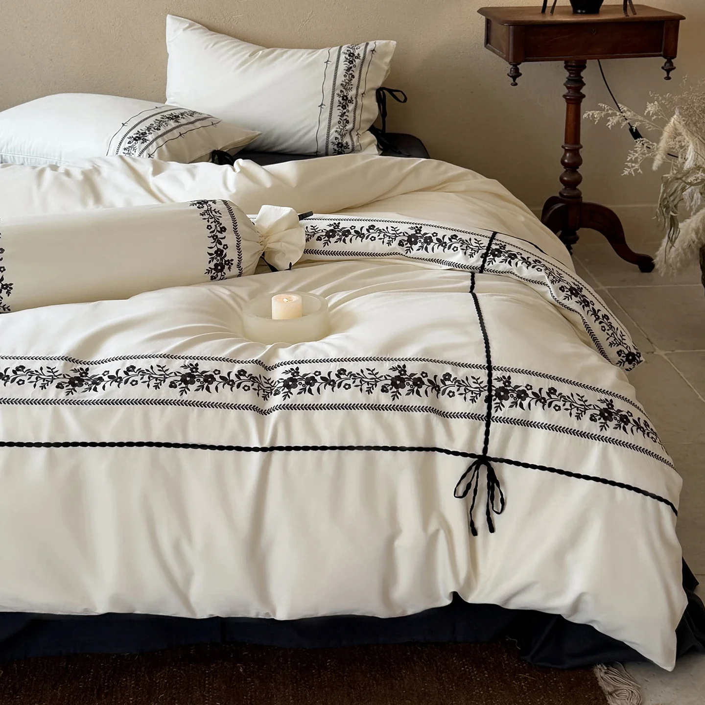 Luxury 100S Long-staple Cotton Bedding Set Winter Retro Embroidery Queen Duvet Cover Super Comfortable Brushed King Quilt Cover