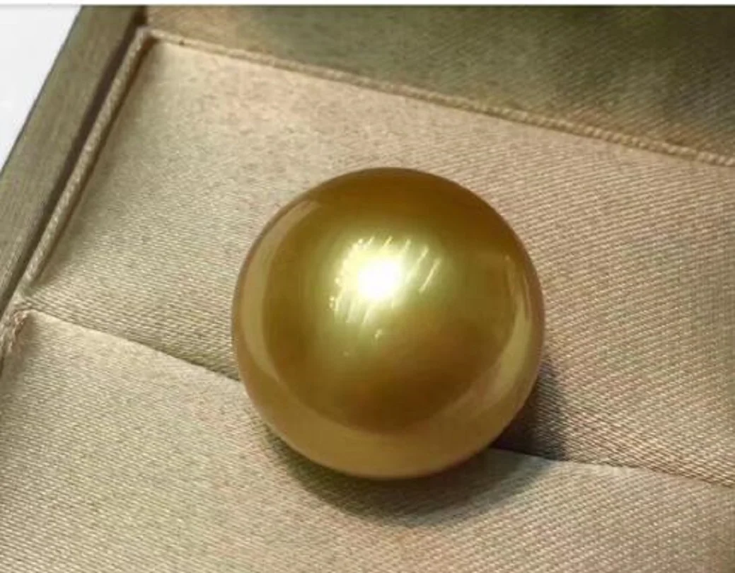 

Charming large amount of AAA 11-12mm natural South China Sea genuine gold circular loose pearl, undrilled-