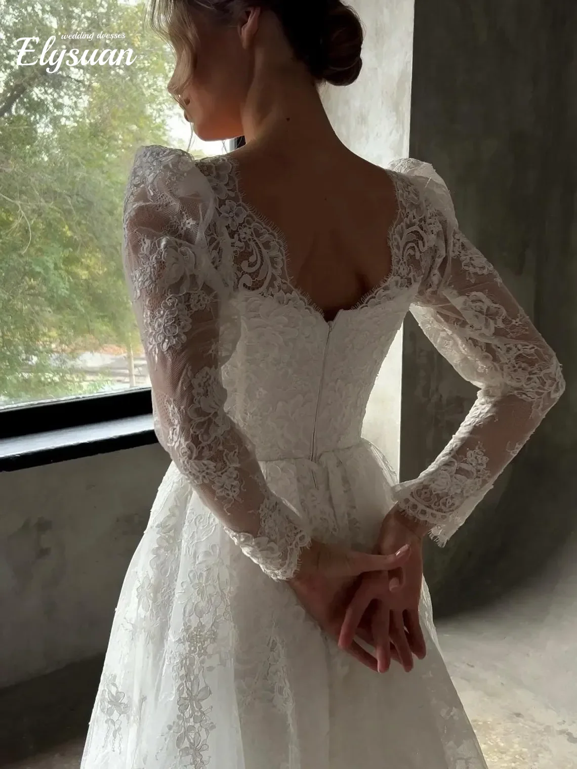 Customized VintageSweetheart Lace Long Sleeve Wedding Dress A-line Decal Elegant Bride Dress Enchanting Formal Wedding Dresses