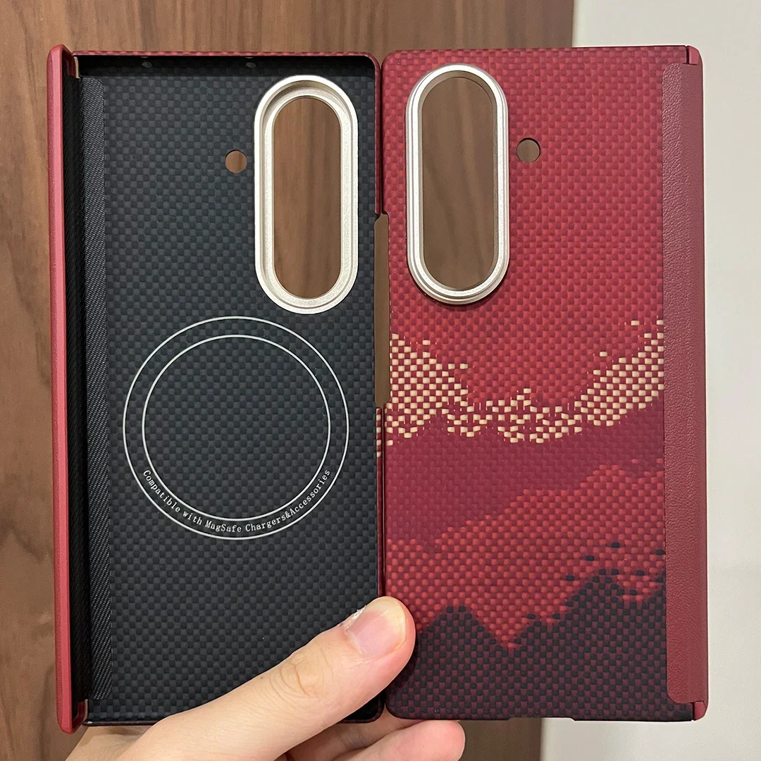 

Magnetic aramid carbon fiber hinge phone case suitable for Samsung Galaxy Z Fold 7, supporting magnetic suction function