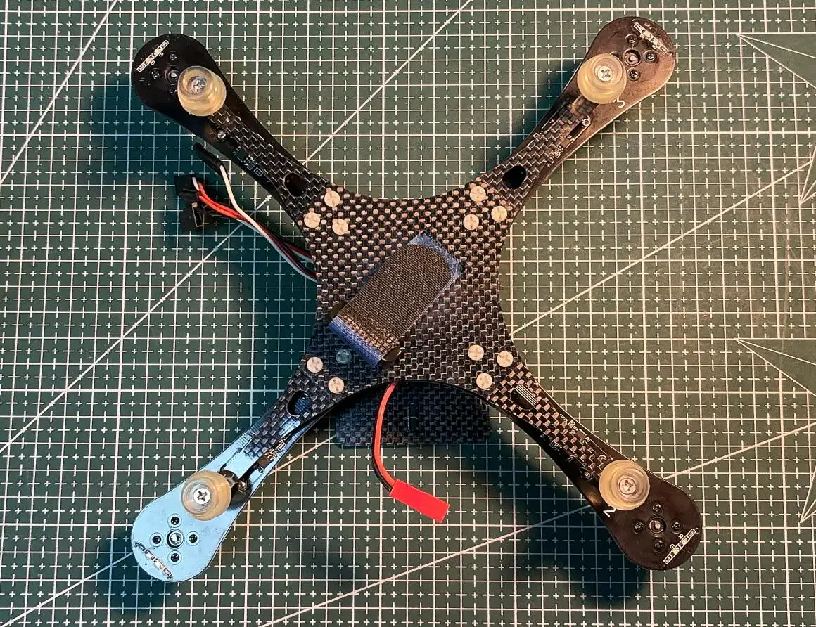 HJ HJ280X 280mm MWC Flight Controller Mini 4-Axis Quadcopter UFO / ARF with ESC speed control & 1804 Brushless Motor 5inch props