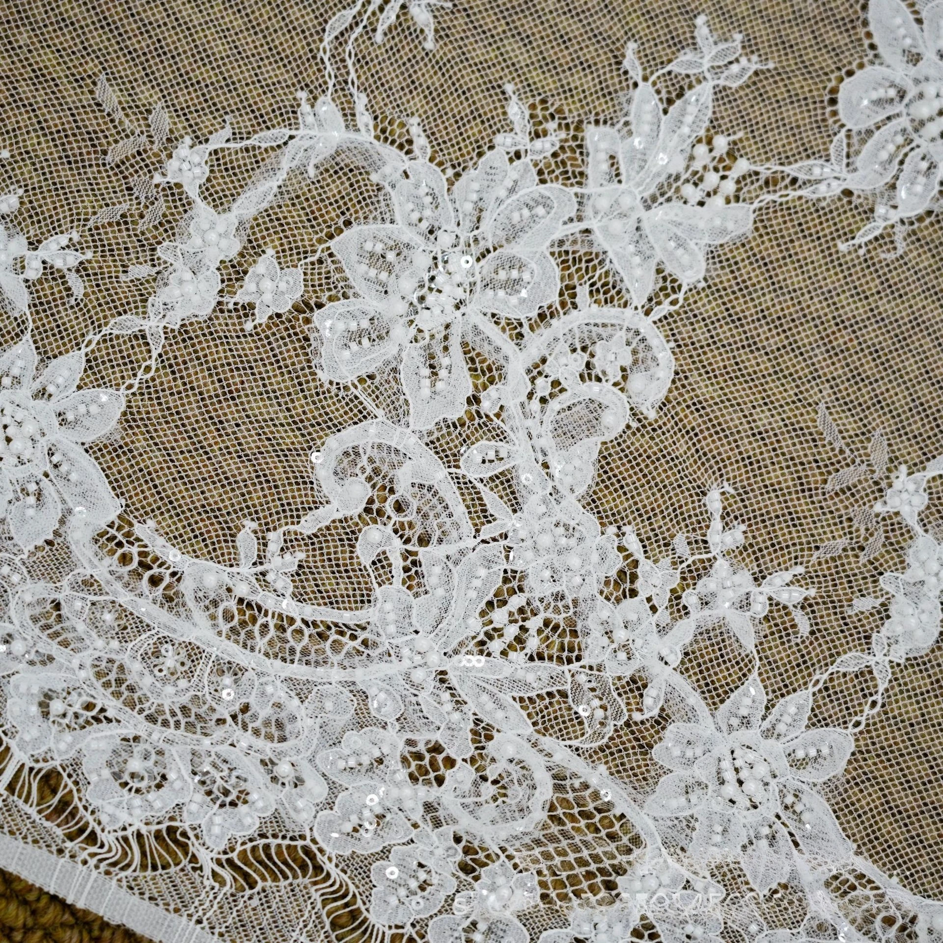 

3 M New Classic French Style Embroidery Bead Embroidery Decal Soft Lace Fabric DIY Fashion Wedding Dress Clothing Accessories