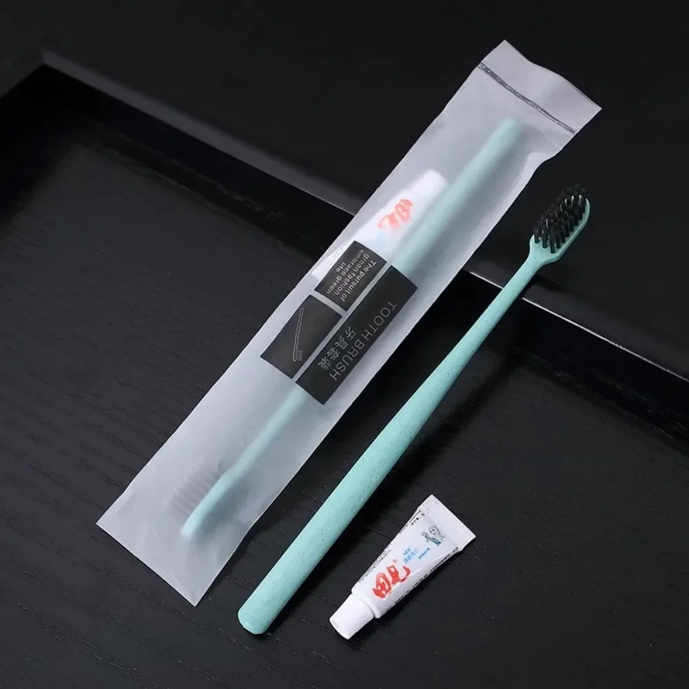 100pcs Practical Disposable Toothbrush Travel Supplies Set Lightweight Easy to Carry Tootbrush Tootpaste Portable Toiletries Set