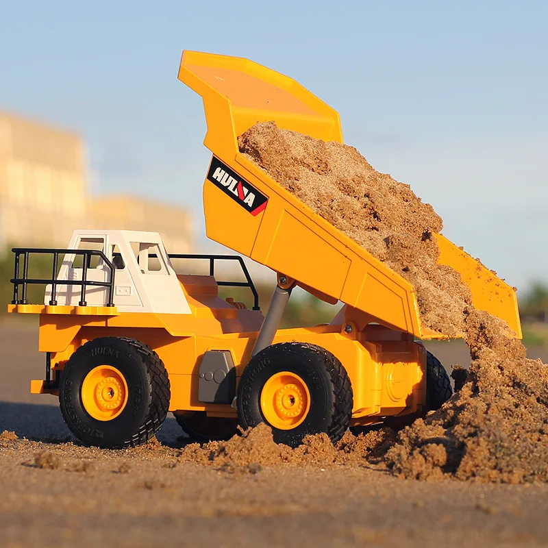 Huina 1517 1:24 wywrotka 2.4G pilot urządzenie inżynieryjne 6-Way Transporter zabawki dla dzieci piaskowy samochód dla chłopców prezenty