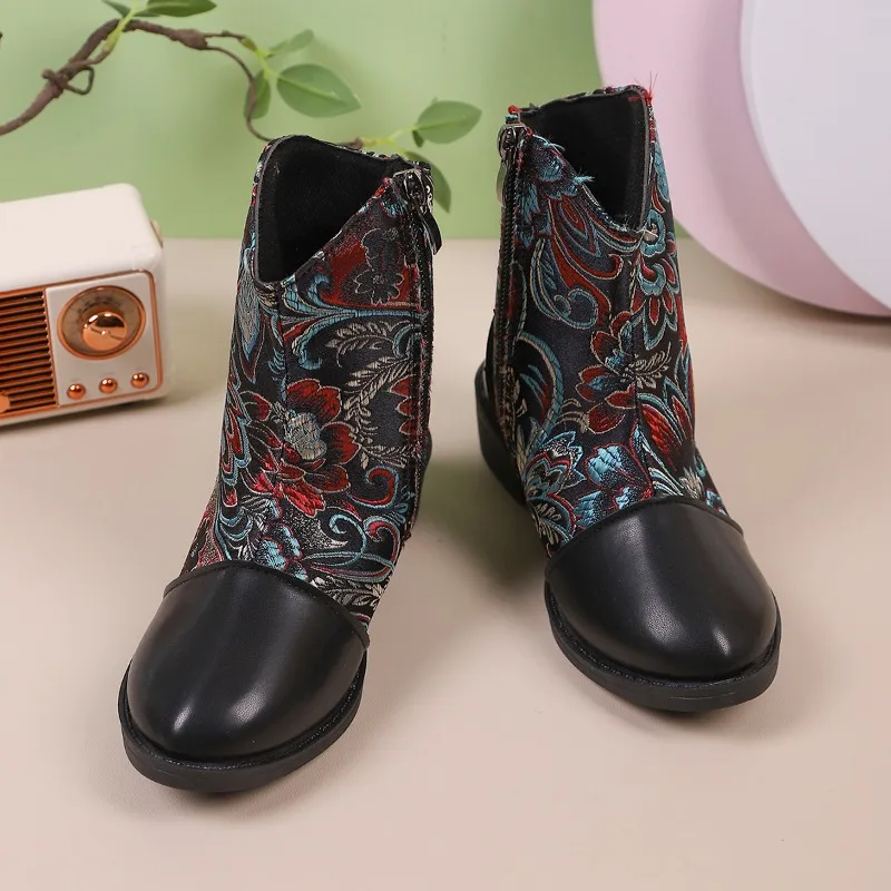 

Kids Leather Boots Chinese Ethnic Style Girls Princess Boots Embroidered Chic 2025 Autumn Winter New Children Short Boots Zipper