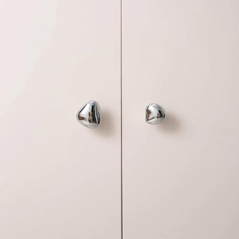 Middle Ancient Style Pebble Cabinet Door Handle Creative Brass Wardrobe Knob Light Luxury Shoe Cabinet Irregular Small Handle