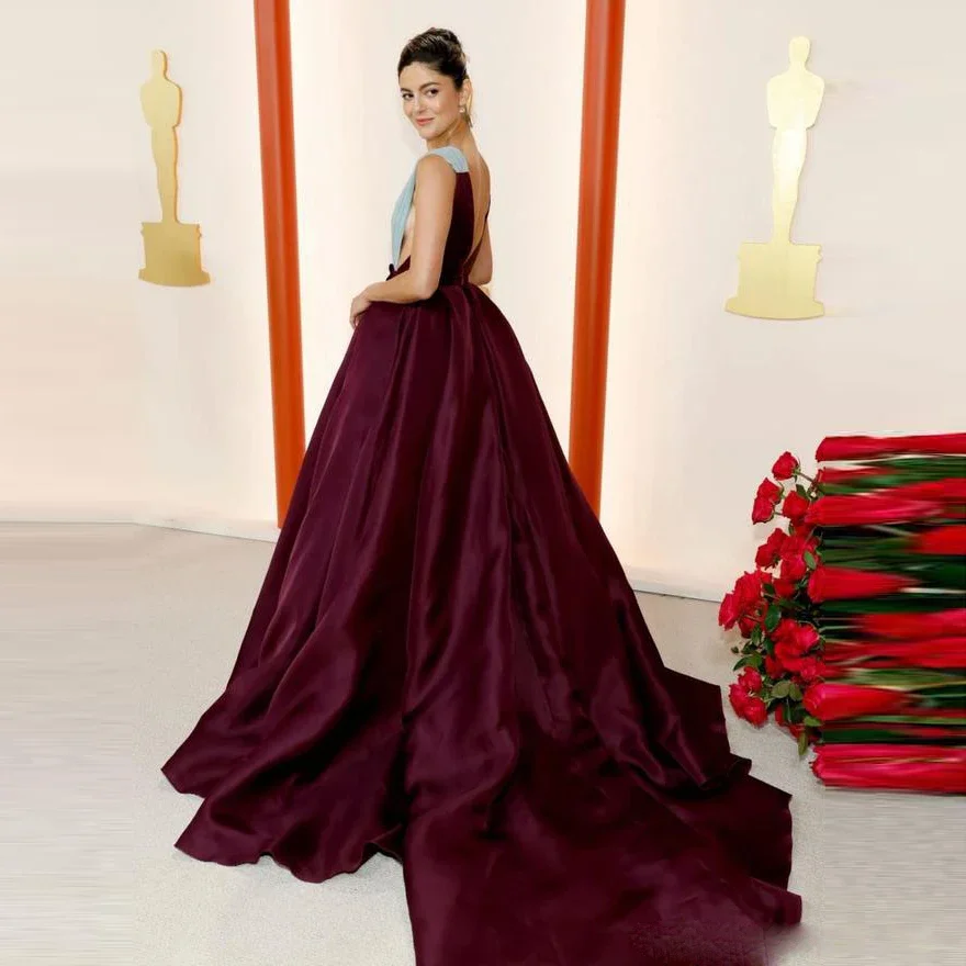 Elegant Two Color Long Evening Gown Train Sleeveless Sexy Maxi Dress Deep V Neckline Waist Women Party Dresses