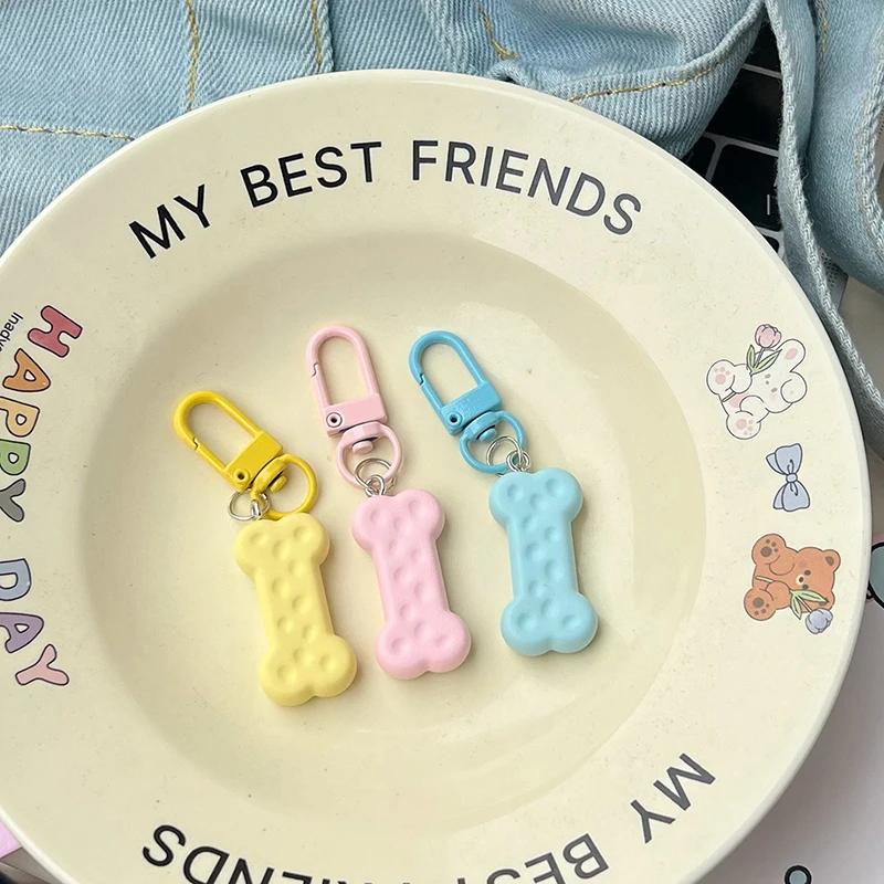 Kawaii Candy Color Dog Bone Keychain Cartoon Bone Keyring Cute Key Holder School Bag Pendant Najlepszy przyjaciel Prezenty