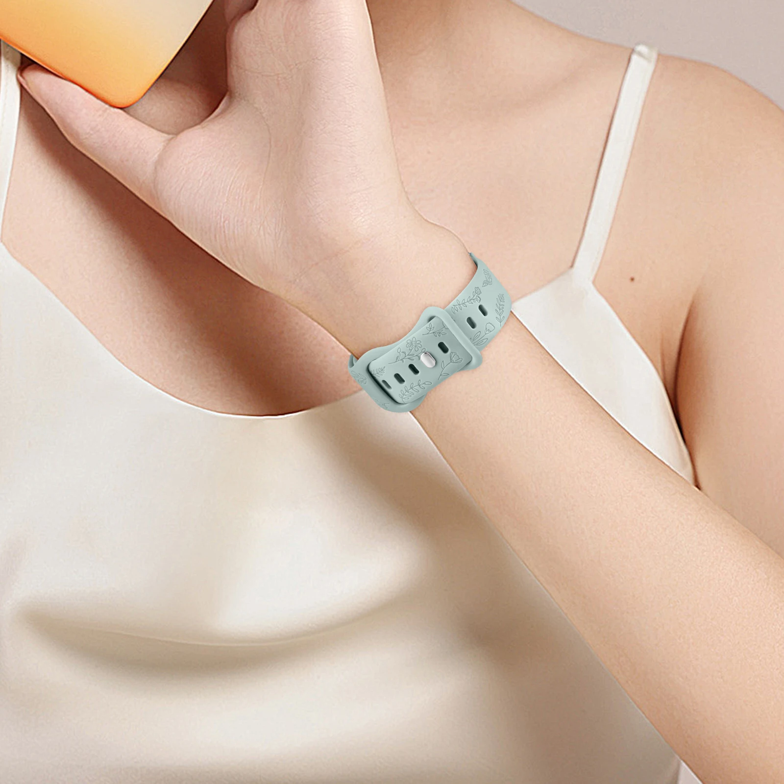 Ремешок силиконовый для Apple Watch 9 8 7 6 5 4 3 SE, мягкий браслет для IWatch Ultra 49 мм 45 мм 41 мм 40 мм 44 мм 38 мм 42 мм