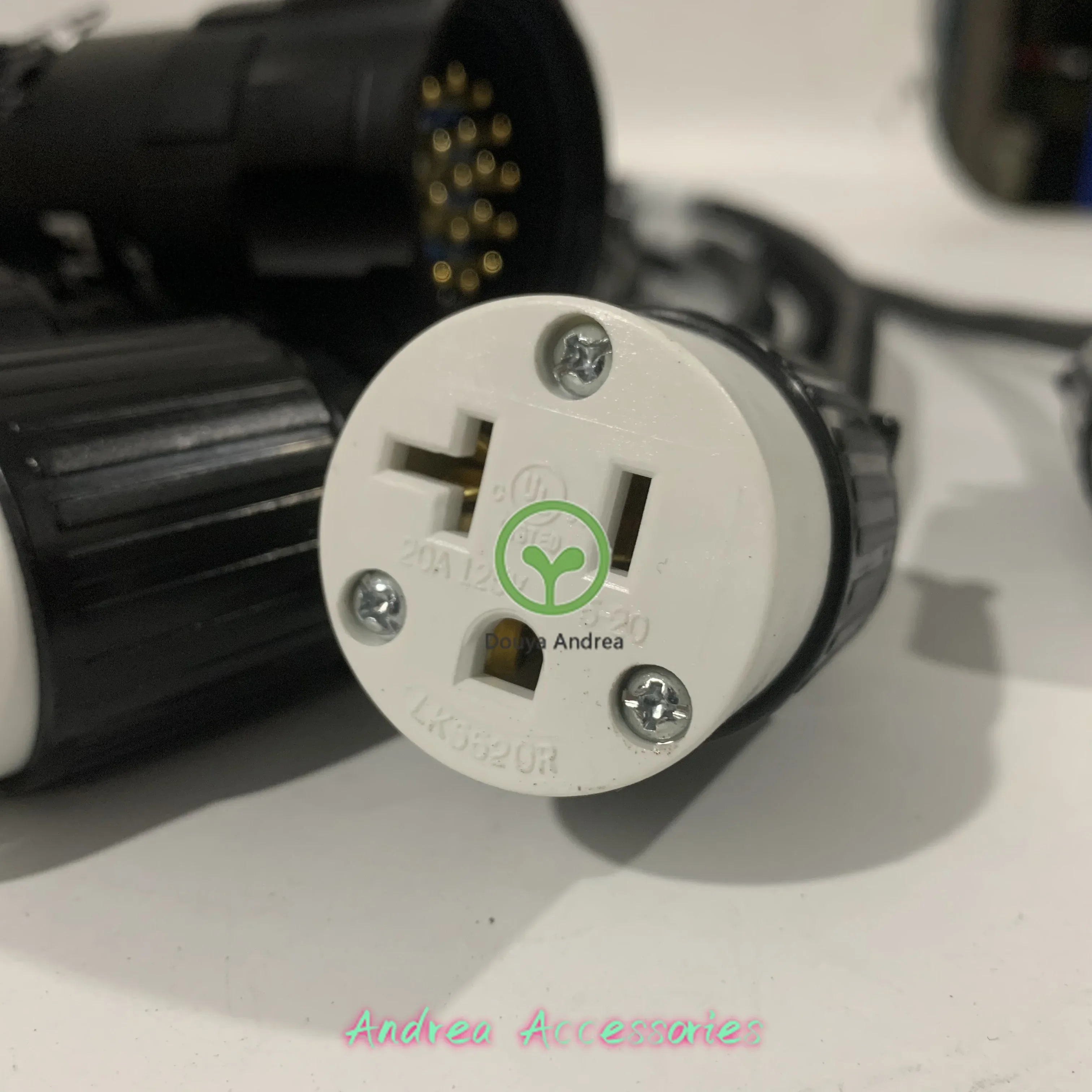 2026  1.5M Socapex Fanout Breakout to 6 Circuit 20A Edison Tail Cable