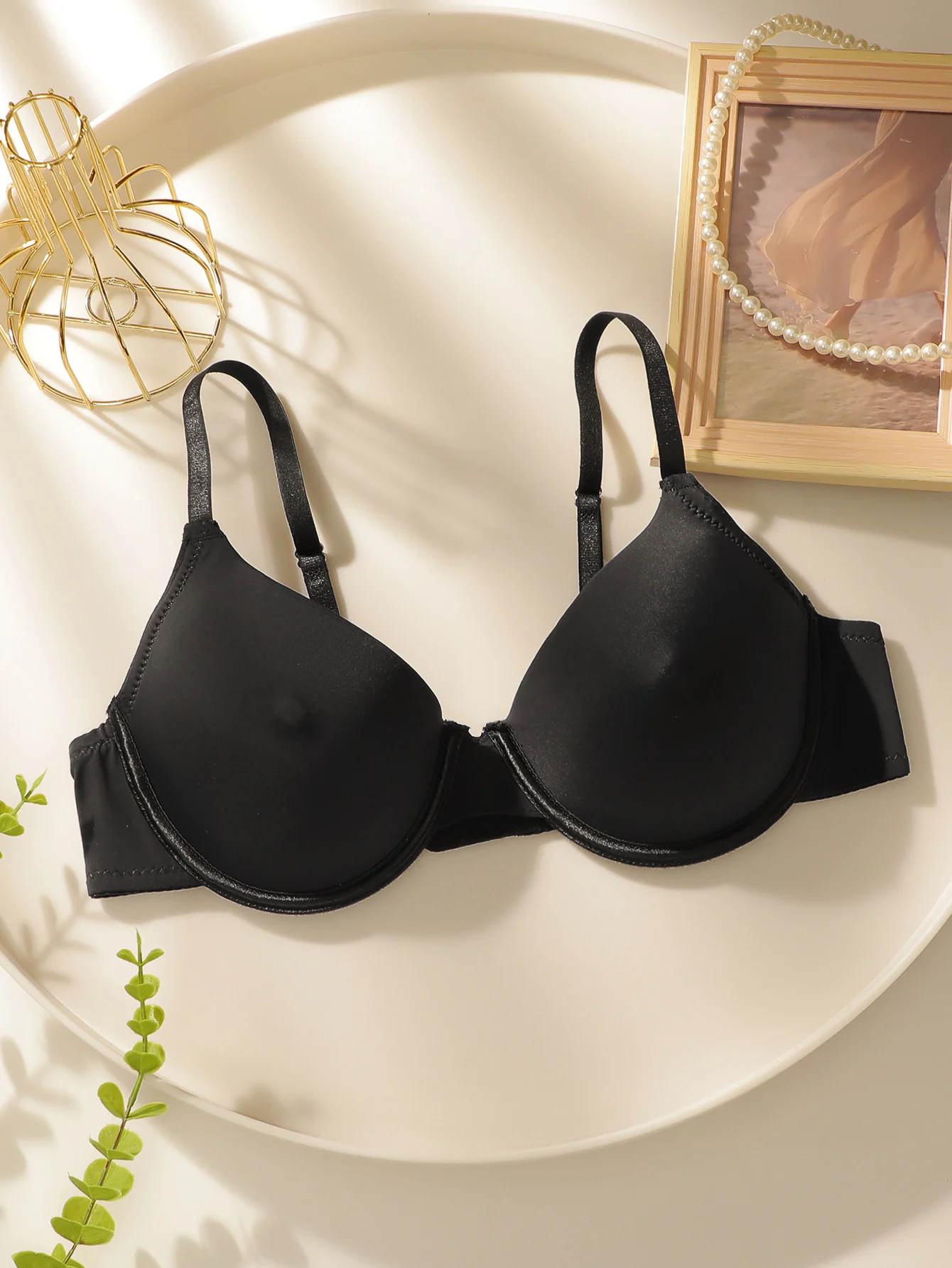 Women's smooth solid color sexy lingerie with steel rims gathered push up straps adjustable daily close fitting bra J2898