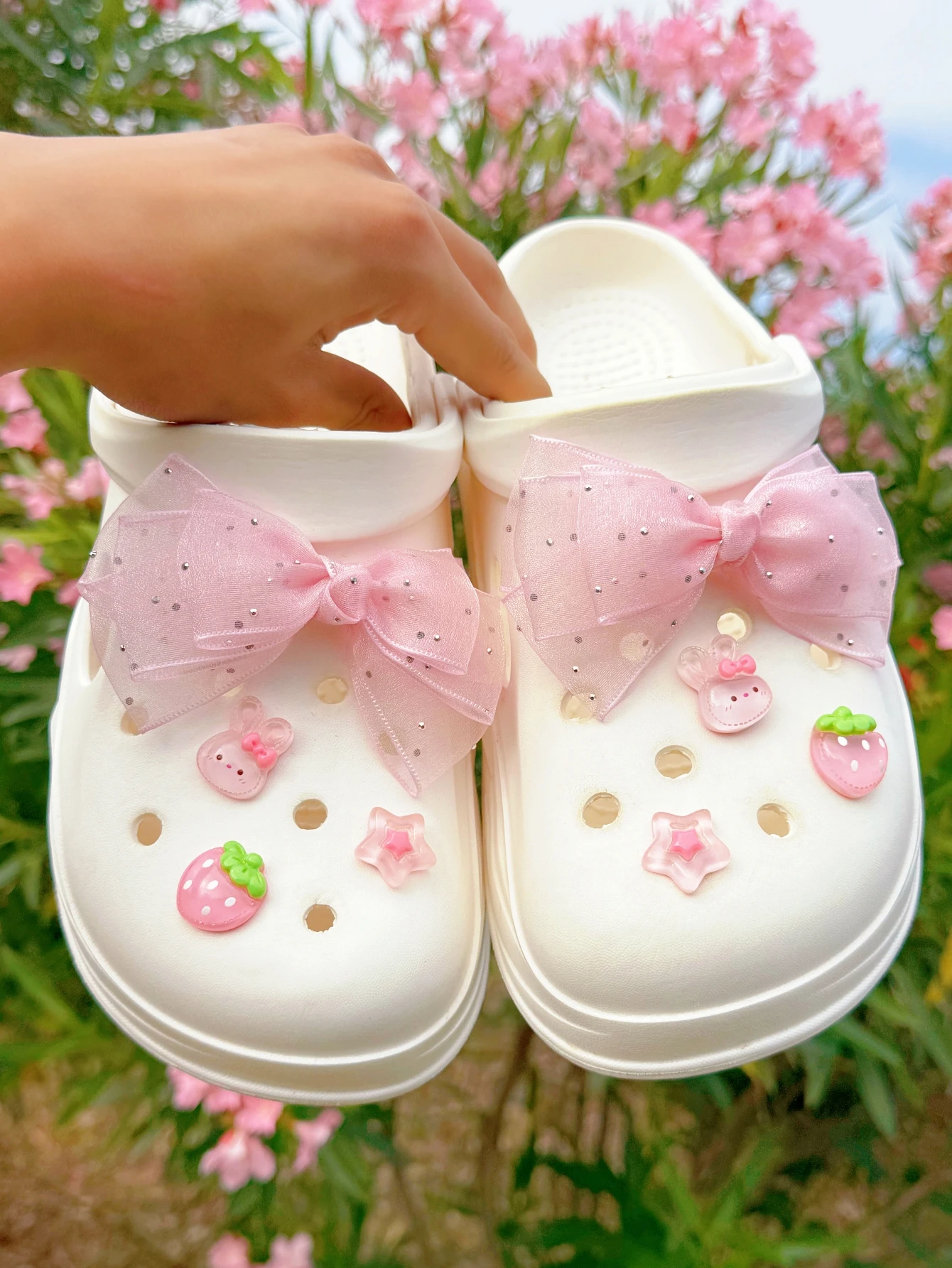 8 pieces of large bow rabbit shoes decorations - DIY detachable shoe accessories, shoe decoration parts, holiday gifts