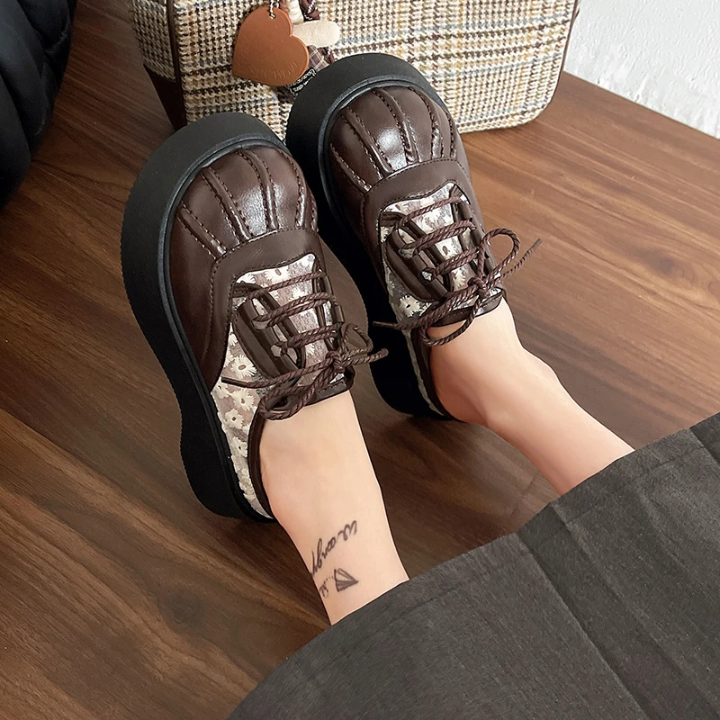

Новинка 2023 года, женская обувь, шлепанцы на кружевной платформе, удобные нарядные летние повседневные прогулочные сандалии без шнуровки с закрытым носком Женская Обувь