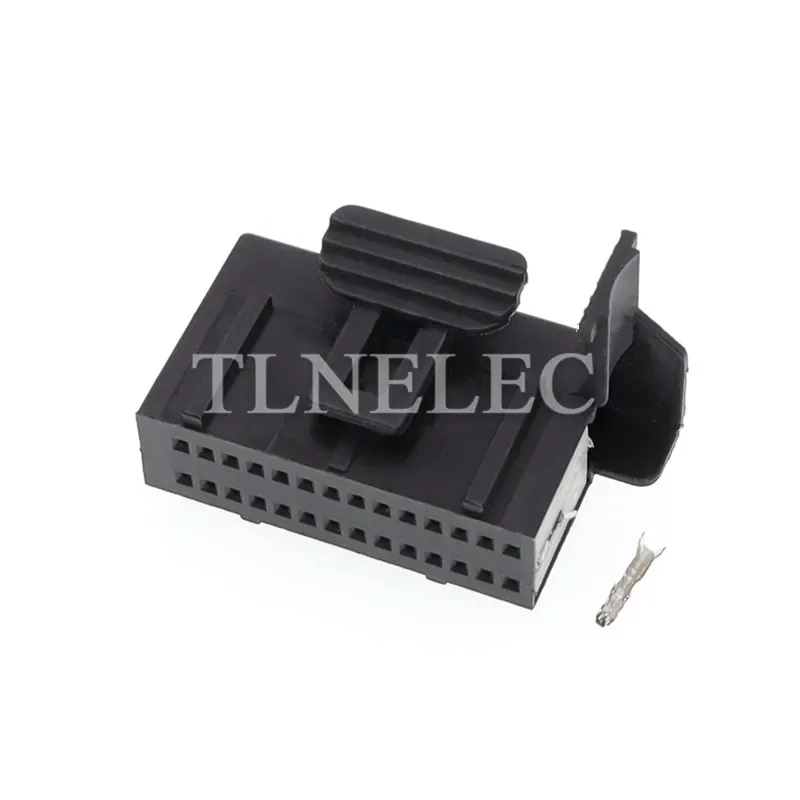 28 Pin Way Automotive Parts Car Small Power Low Current Electrical Connector With Wires Auto Wire Cable Unsealed Socket