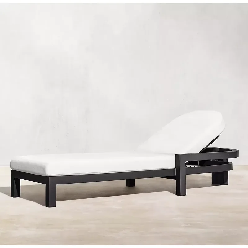 Aluminum Frame Outdoor Lounge Chair with Cushion for Hotel Poolside Terrace Beach Furniture Modern Leisure Seating Design