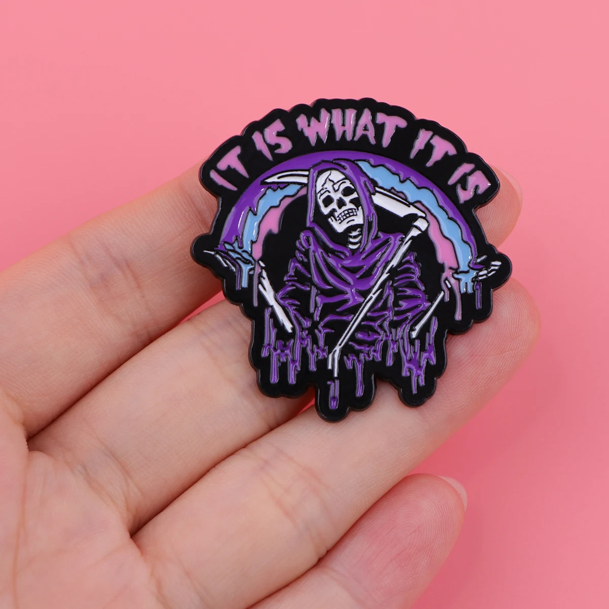 Skull Brooches for Women Enamel Pins Creative Badges Lapel Pins for Backpack Punk Jewelry Clothing Accessories Halloween Gift