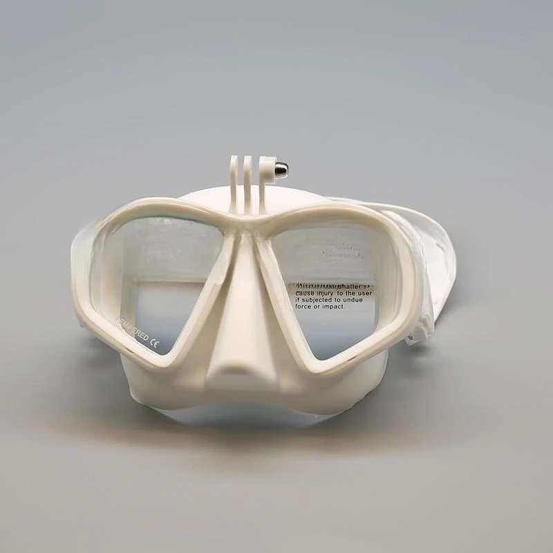 

Professional men's and women's snorkeling goggles with close training bounce