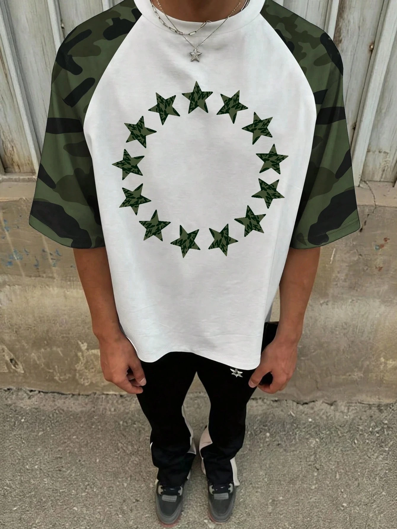 Camouflage Raglan Sleeves Star Ring Printed Short Sleeved T-shirt Contrasting Splicing Round Neck Loose Shoulder Top