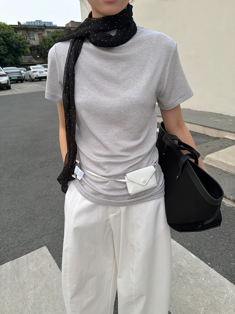 Summer women's casual solid color round neck short sleeved pleated design slim fit T-shirt