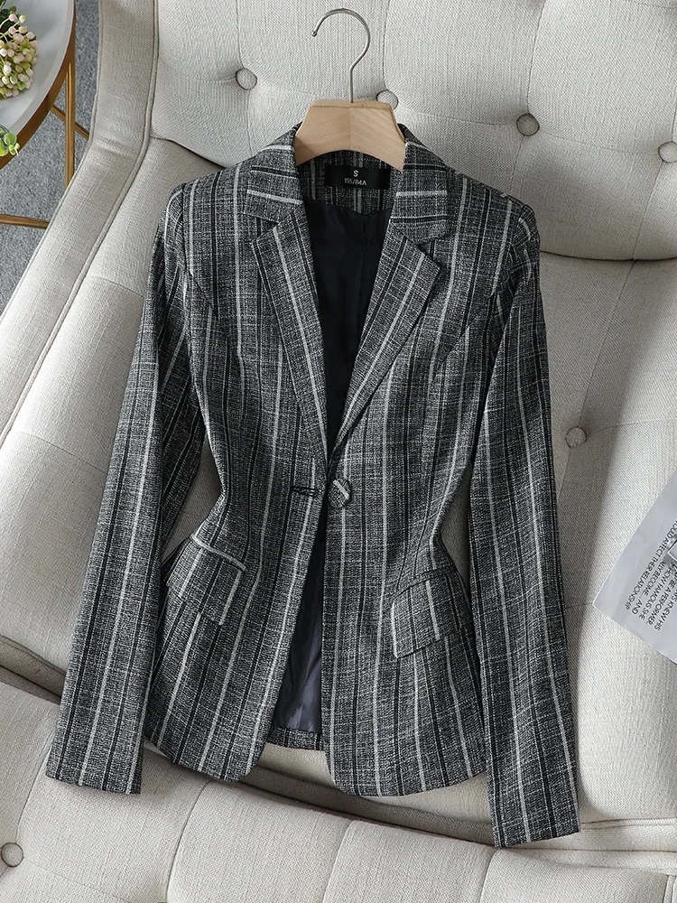 Bergaris wanita setelan Blazer lengan panjang satu kancing ramping jaket mantel hitam abu-abu elegan pakaian kerja bisnis pakaian 4XL ukuran besar