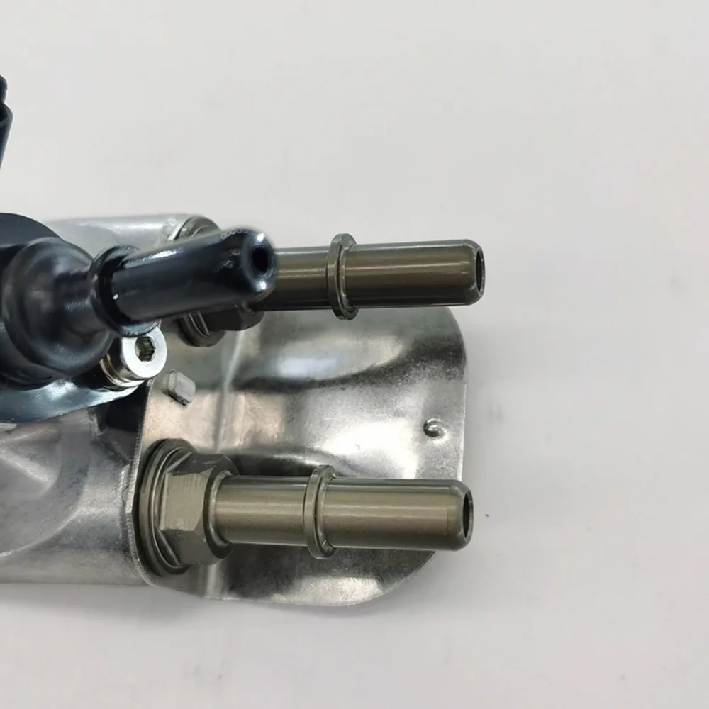High quality New For 0444043050 Ureumpomp Injectiemondstuk  0444043009 0444043016 612640130088 612640130089 Voor  2.2 6.5