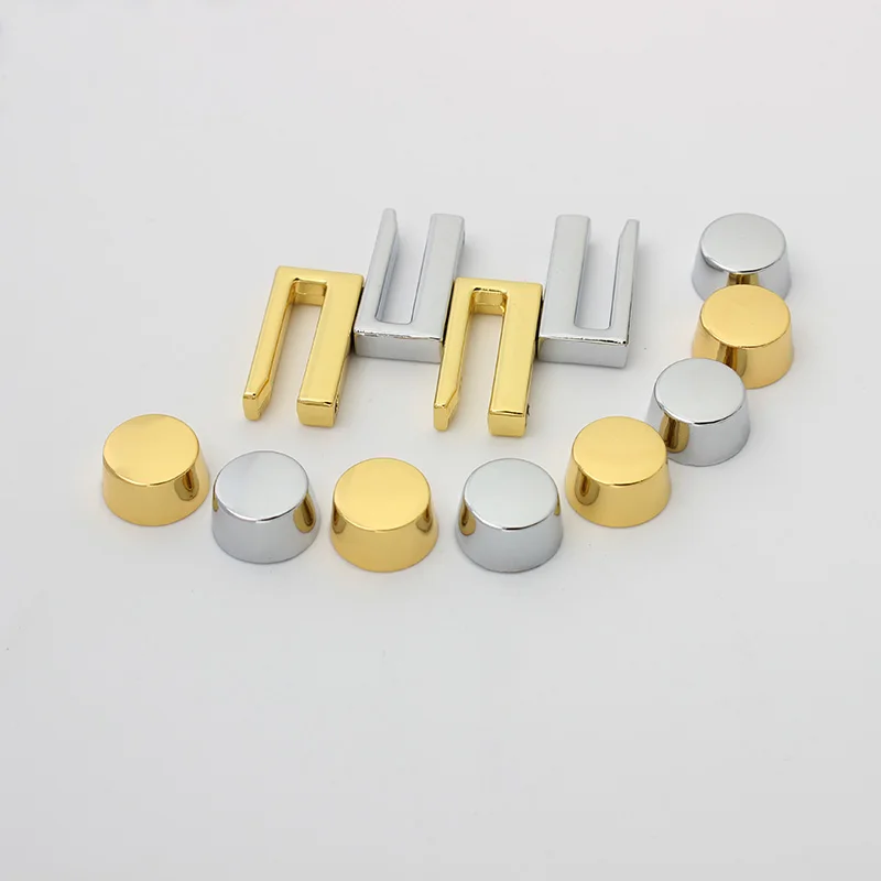 Рисунок 3 - 1 комплект, модная металлическая сумка с замками