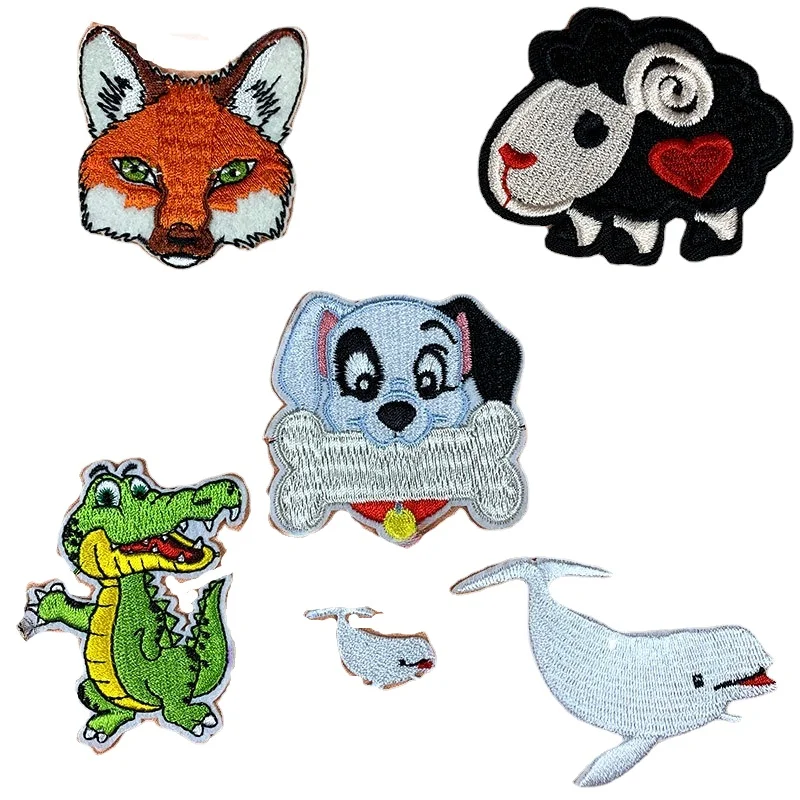 Imagem -02 - Luxo Anime Embroidery Patch Fox Sheep Dog Whale Crocodile Camisa Decoração de Roupas Artesanato Faça Você Mesmo Applique 50 Pcs por Lote