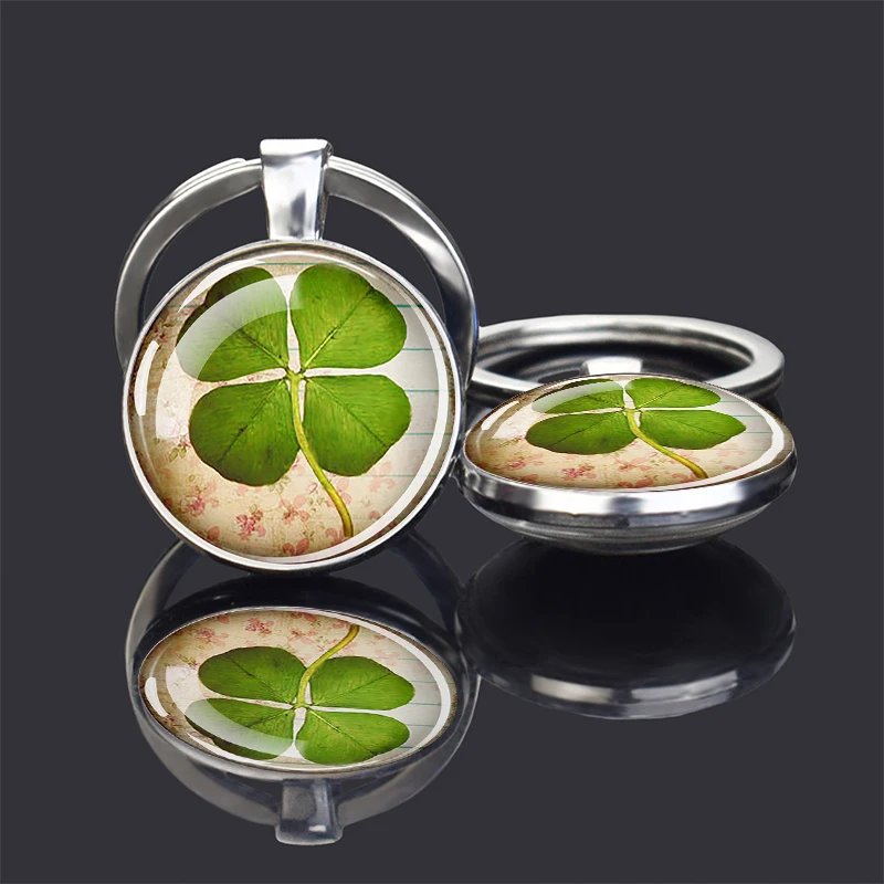 1pc Clover Keychains Double Sided Glass Pendant Zinc Alloy Keychain Four Leaf Clover Fashion Jewelry St. Patrick\'s Day Gift
