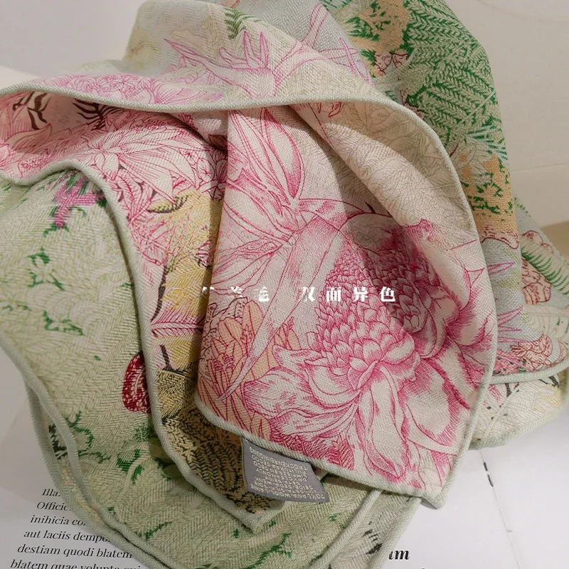 暖かいシルクウールスカーフ、手巻きエッジ付き、ジャングルキャッスルプリント、装飾的、多用途、ファッショナブルな中国の春秋スカーフ