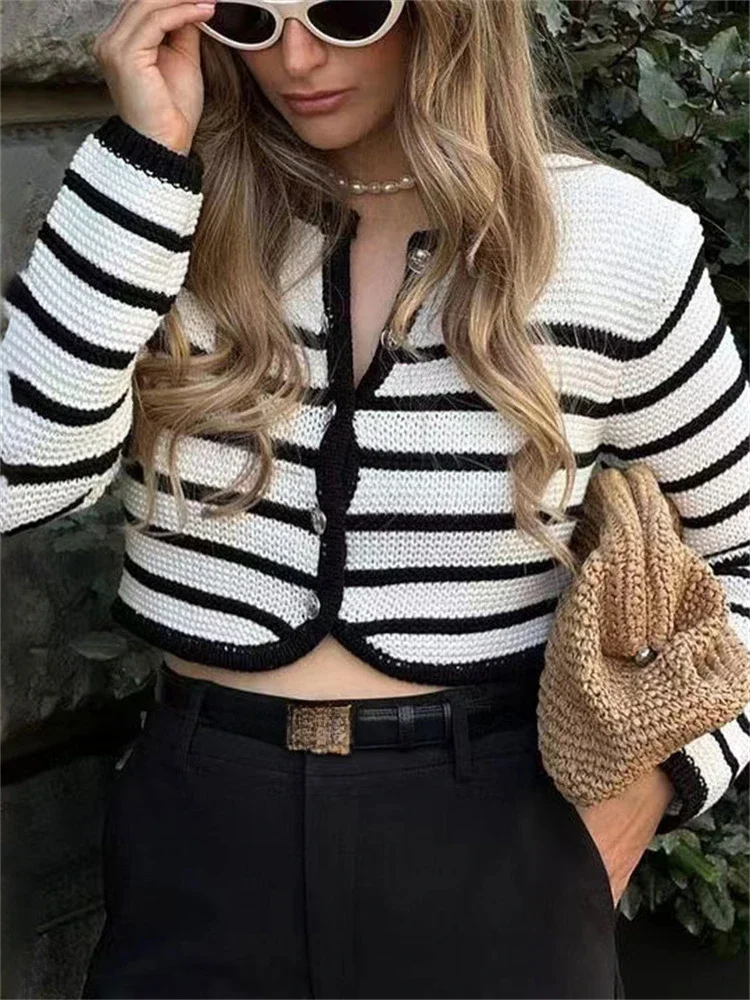 Striped O-neck Cardigan For Women Sweater Fashion Elegant High Street Long Sleeve Knit Outwear Contrast Casual Sweater Crop top