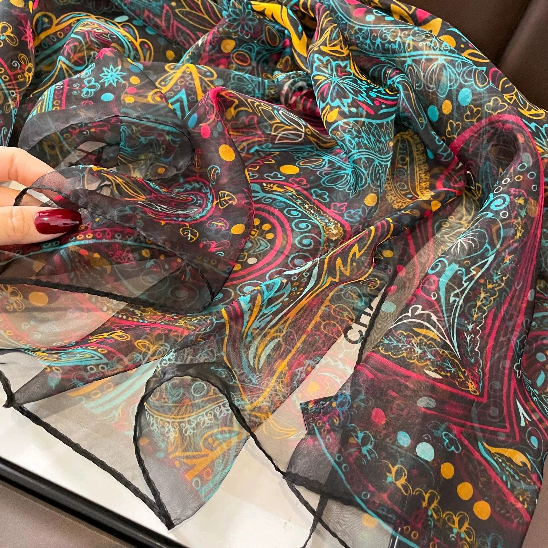 Spring Summer Women Large-size Printed Beach Shawls Muslim Hijabs Travel Sunscreen Scarf/Scarves image 3