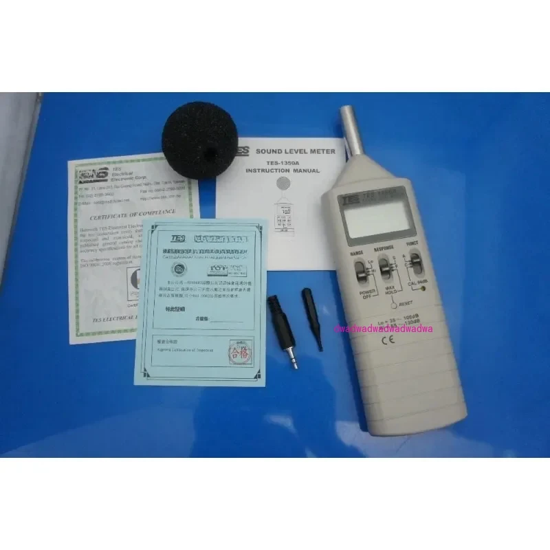 TES1350A Sound Level Meter Gauge Noise Tester (35~130 dB) with Built-in Sound Calibrator , 0.1dB Resolution Noise Test