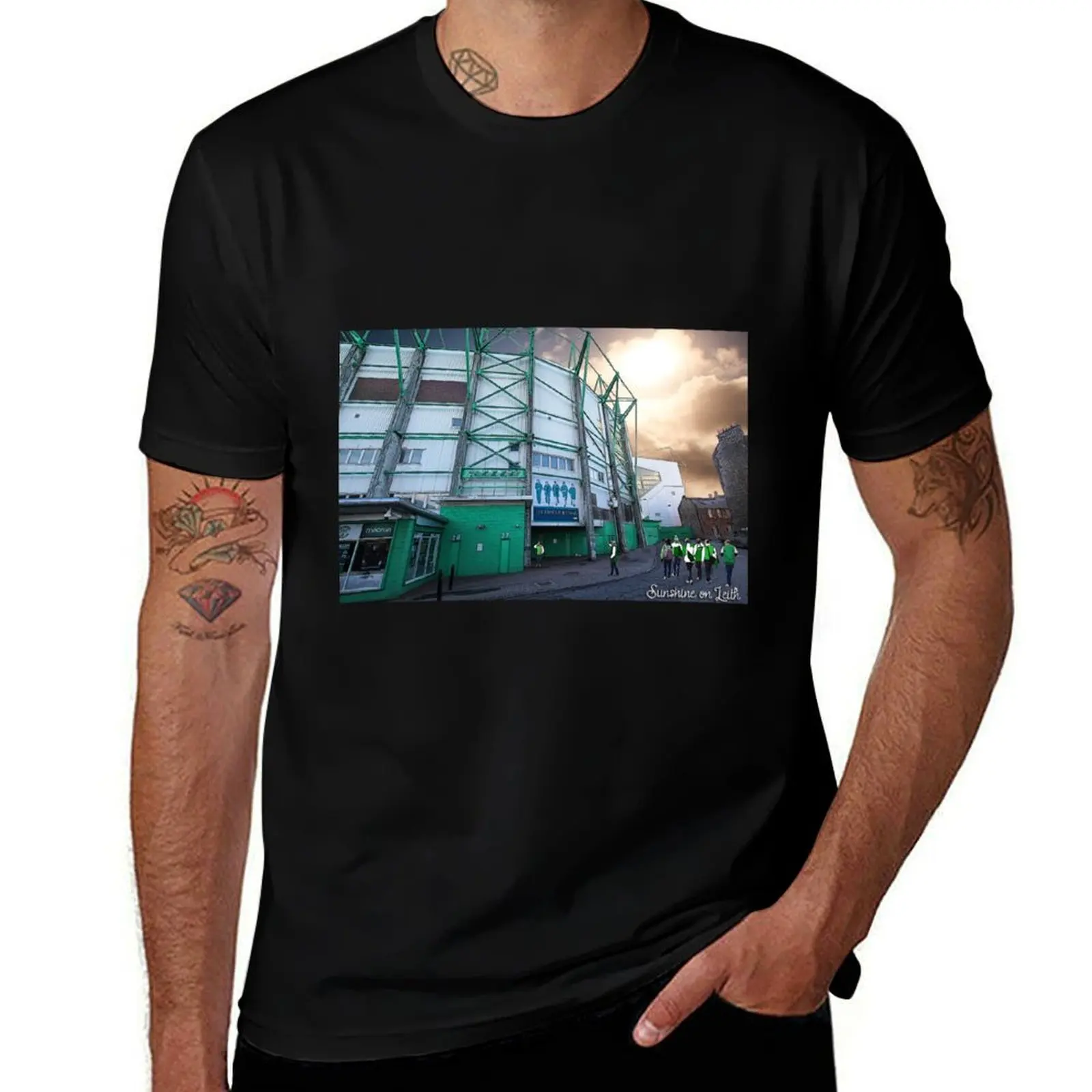 Hibs, Sunshine on Leith T-Shirt Lightweight Running Sports T-Shirt