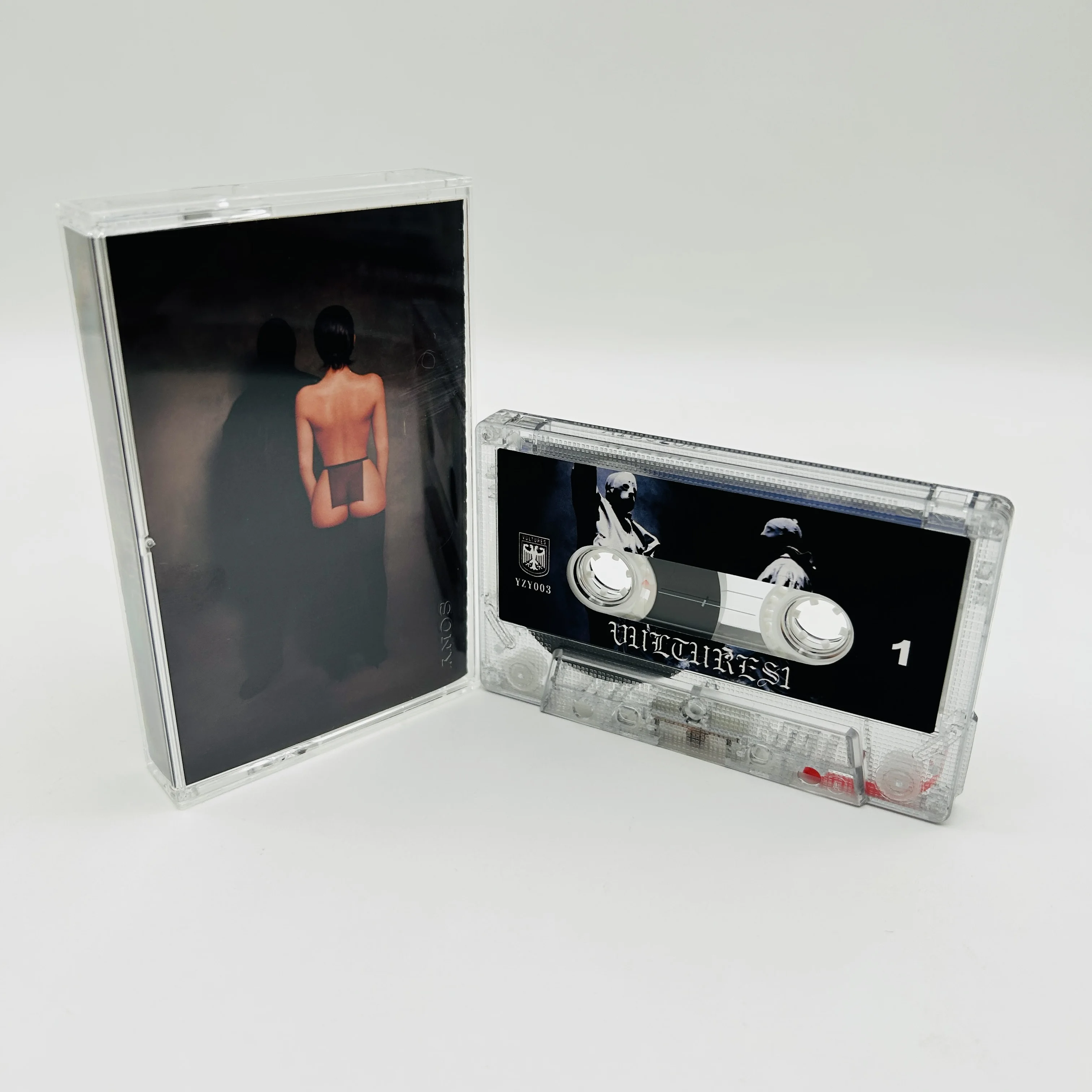 

Rap Kanye West Music Tape VULTURES 1 Album Problematic Cassettes Cosplay Walkman Recorder Car Soundtracks Box Party Music Gifts