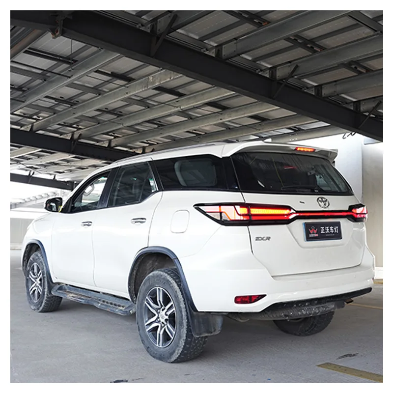 

For Toyo-ta Fortuner Dark Tail Lights Trunk Tail Light 2016-2023