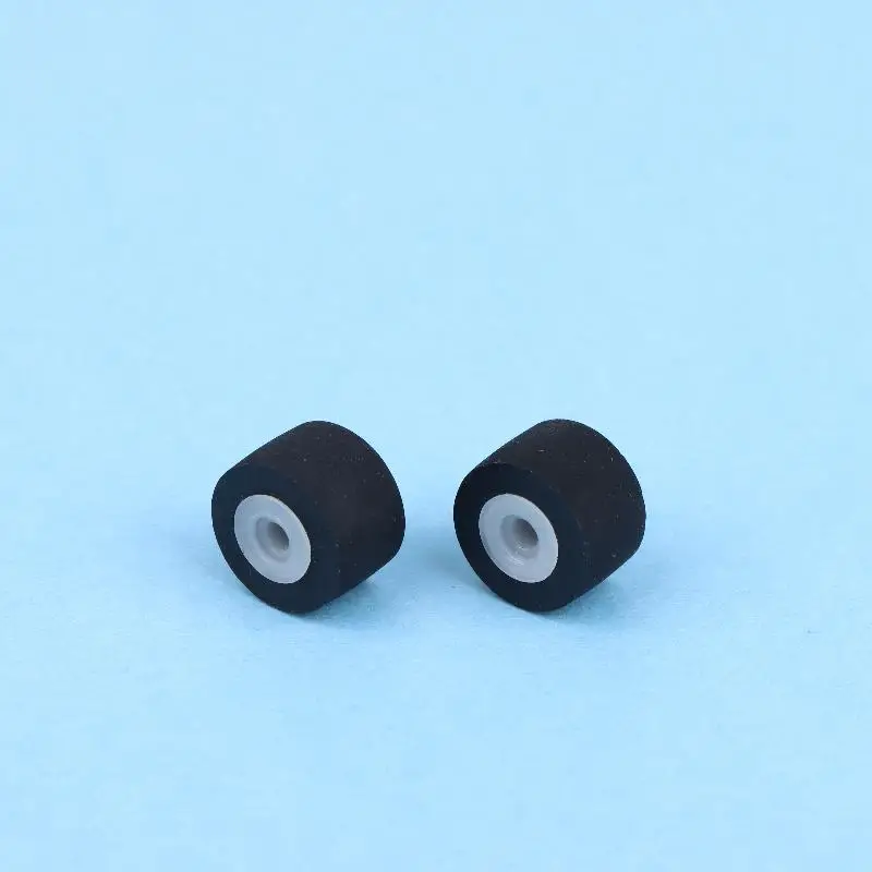 Hot 2Pcs 9x7x6x1.5mm Walkman Tape Drives Pinch Roller Tape Recorder Cassette Player Press Rubber Belt Wheel Pulley