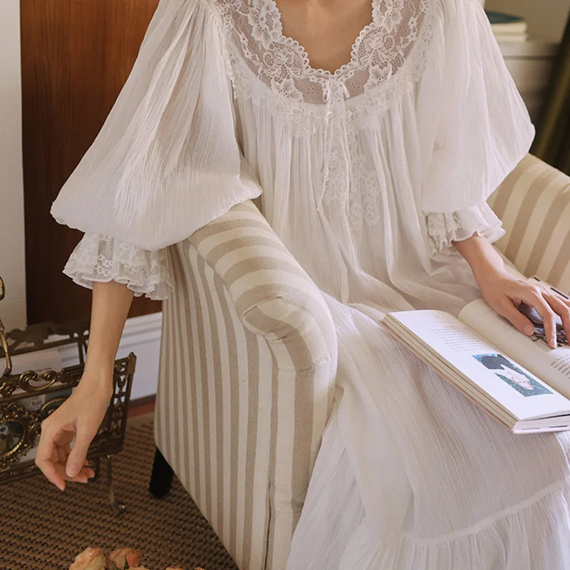 French Nightgown Retro Hepburn Princess Court Style Dress Girls with Bubble Sleeves and Loose Fitting Sleepwear for Women Summer