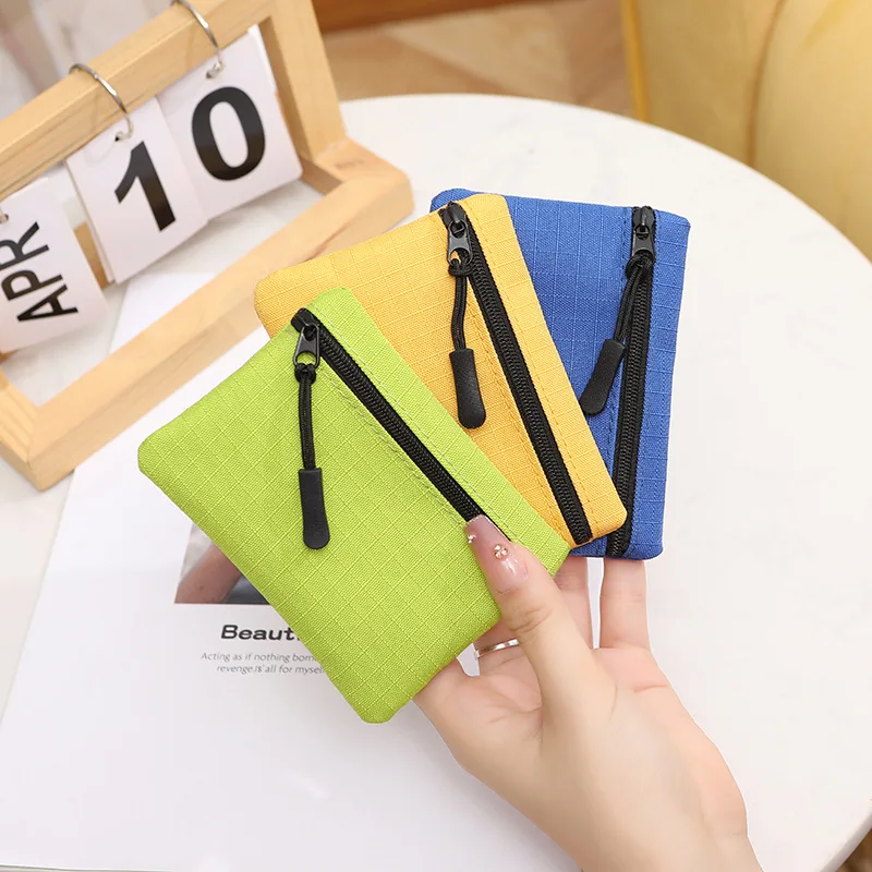 2024New Oxford Cloth Coin Purse Women Mini Zipper Coin Pouch Key Earphone Data Cable Card Bag Credit Card Holder Kids Cute Purse