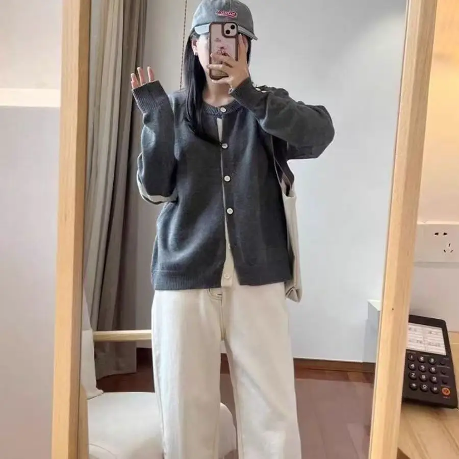 

Корейский модный серый свитер с четырьмя полосками и круглым вырезом для женщин, весенне-осенний высококачественный вязаный кардиган, повседневная куртка с цветовыми блоками