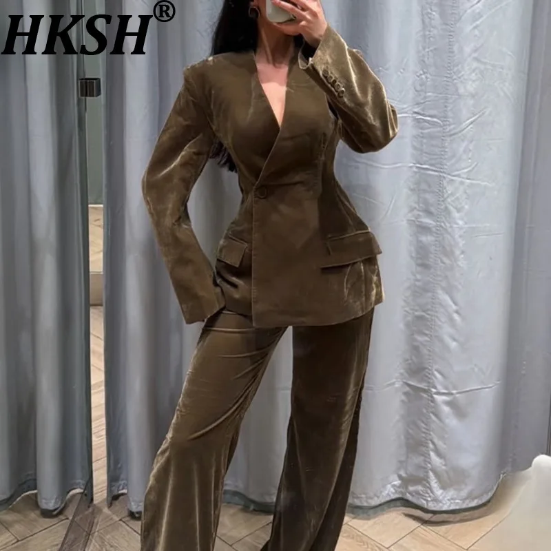 

HKSH Spring Autumn New Women Two-piece Suit Set Velvet Single Button V-Neck Waist Cinching Blazer Solid Color Pants Tide HK17209