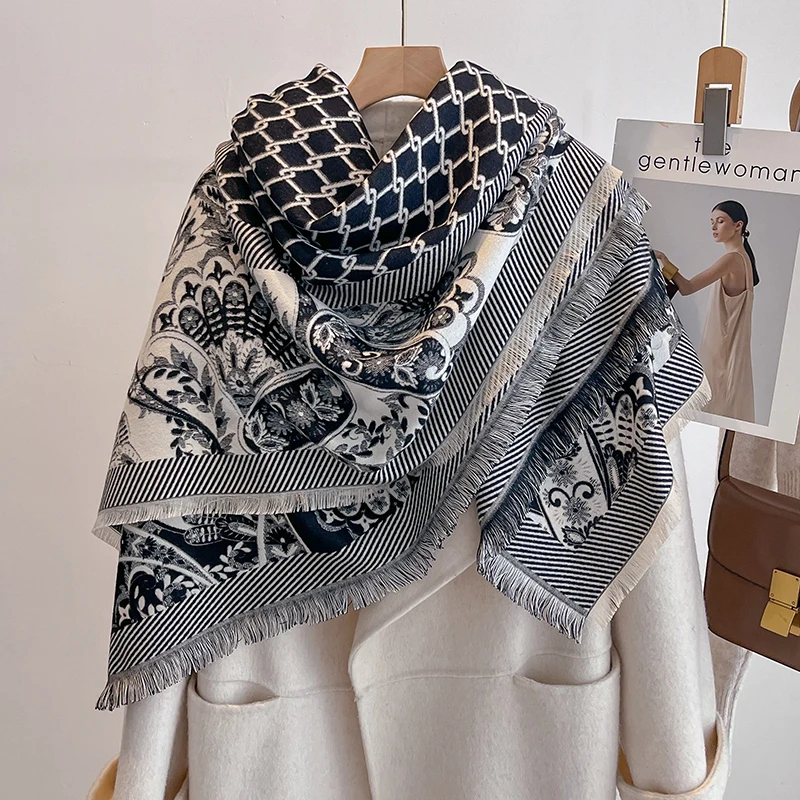 

Women's Fashion New Faux Cashmere Winter Scarf Vintage Printed With Tassels Thick Warm Pashmina Two-Sided Outdoor Shawls Wraps