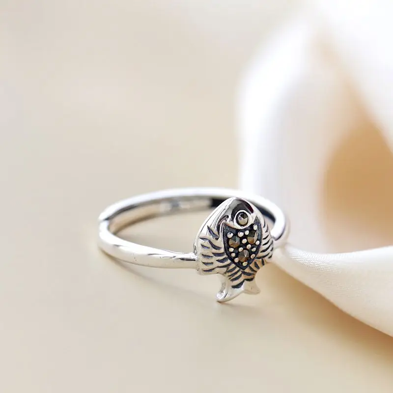 

Authentic 925 Sterling Silver Small Fish Ring Lady Retro Style Thai Silver Inlaid Marcasite Ring Concise Trendy Jewelry Gift