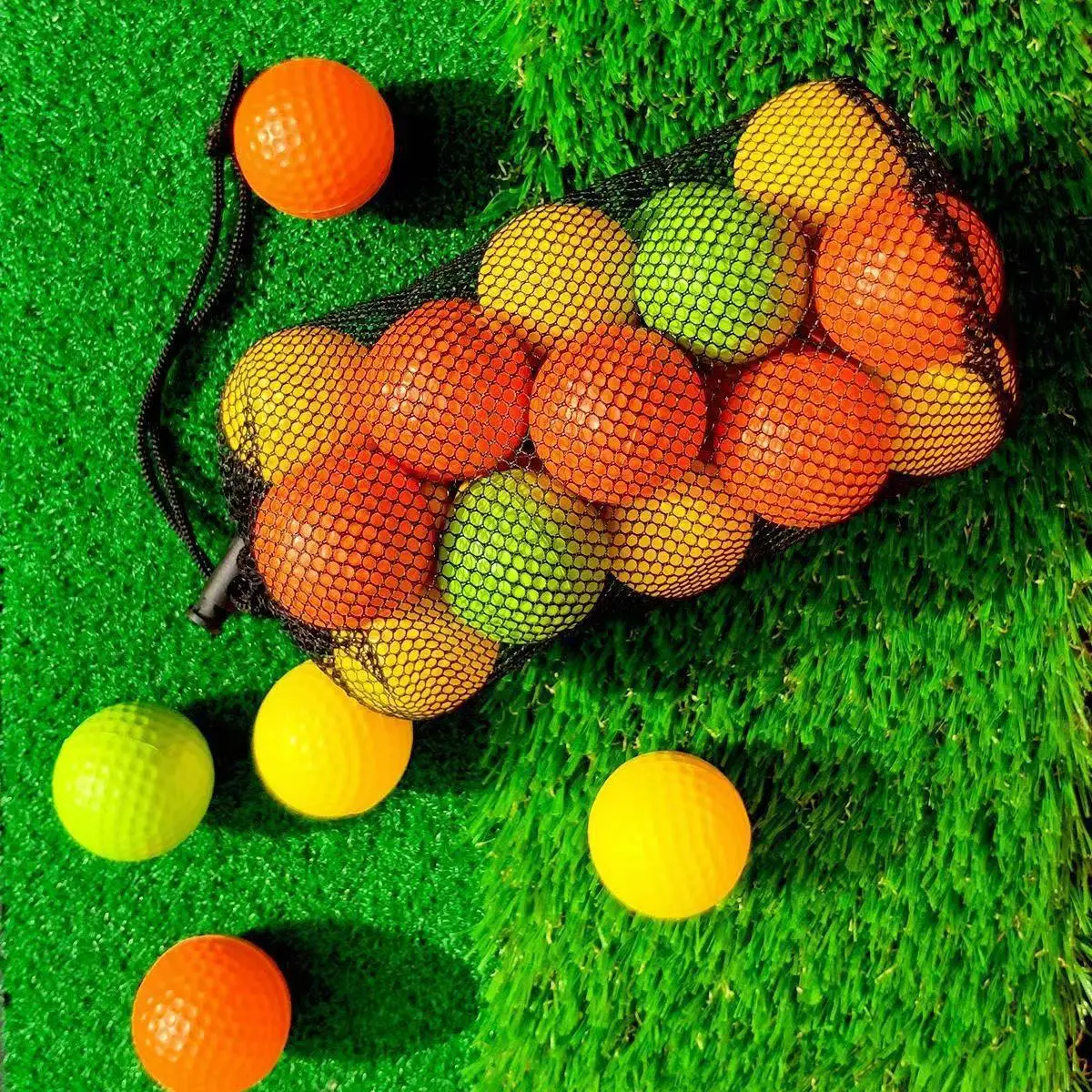 Schaumstoff-Golfübungsbälle Golfbälle Trainingsgeschenk für Golfer Weiche Bälle für Indoor- oder Outdoor-Training