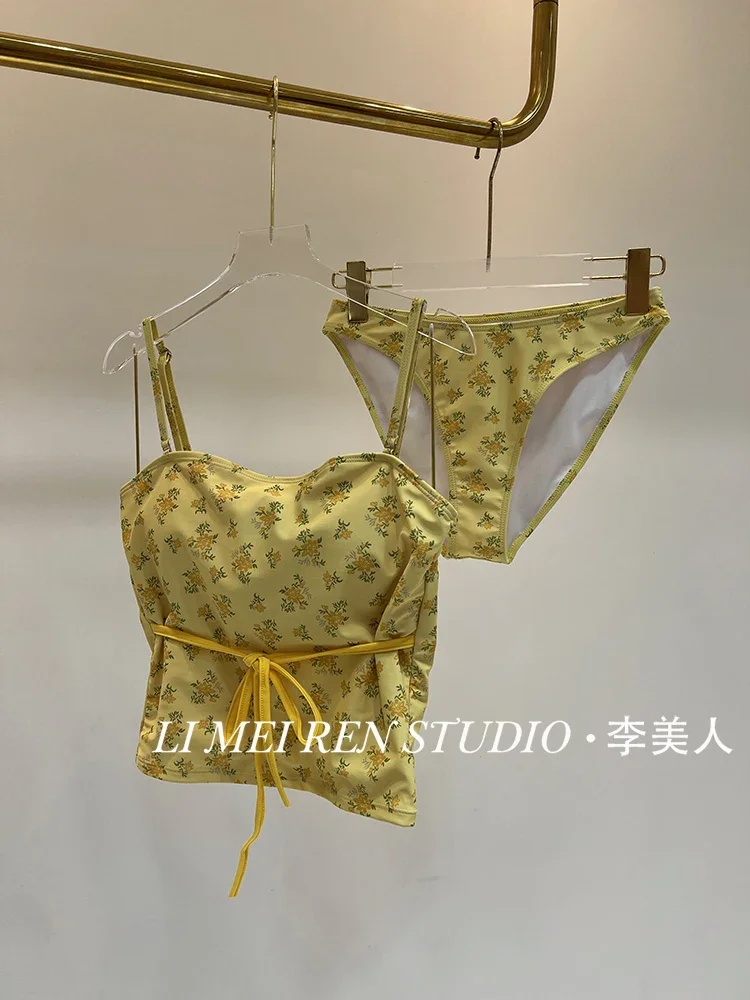 New Little Yellow Flower Holiday strapless camisole printed split swimsuit for women