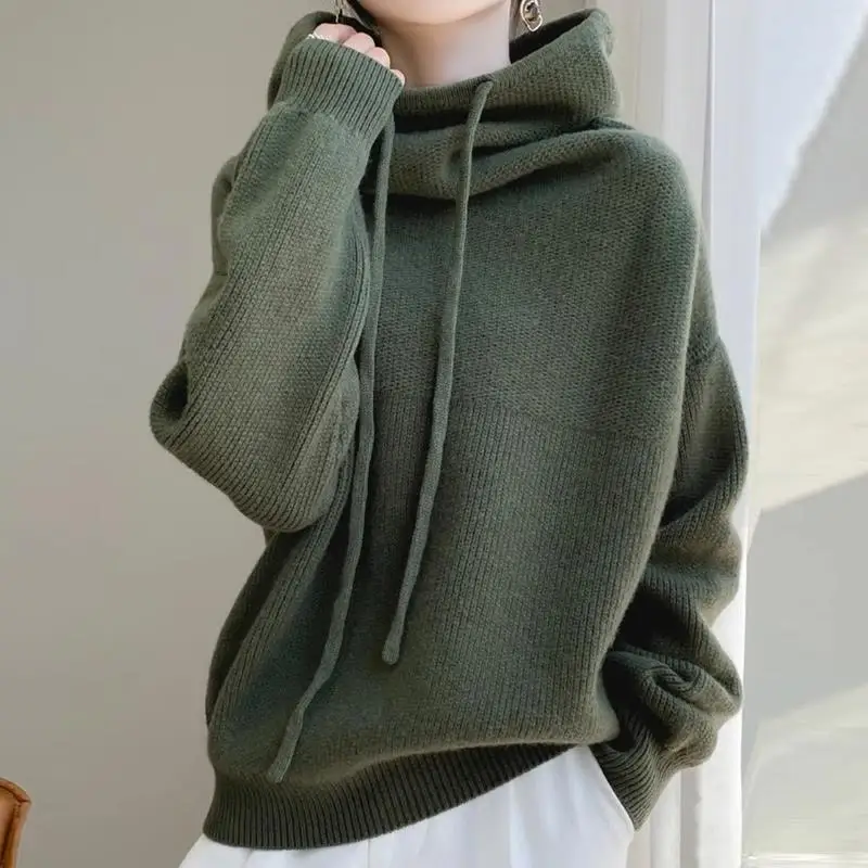 Stacked Collar Thick Sweater for Women, Autumn and Winter New Style Lazy Style Long Sleeved Knitted Sweater for Women