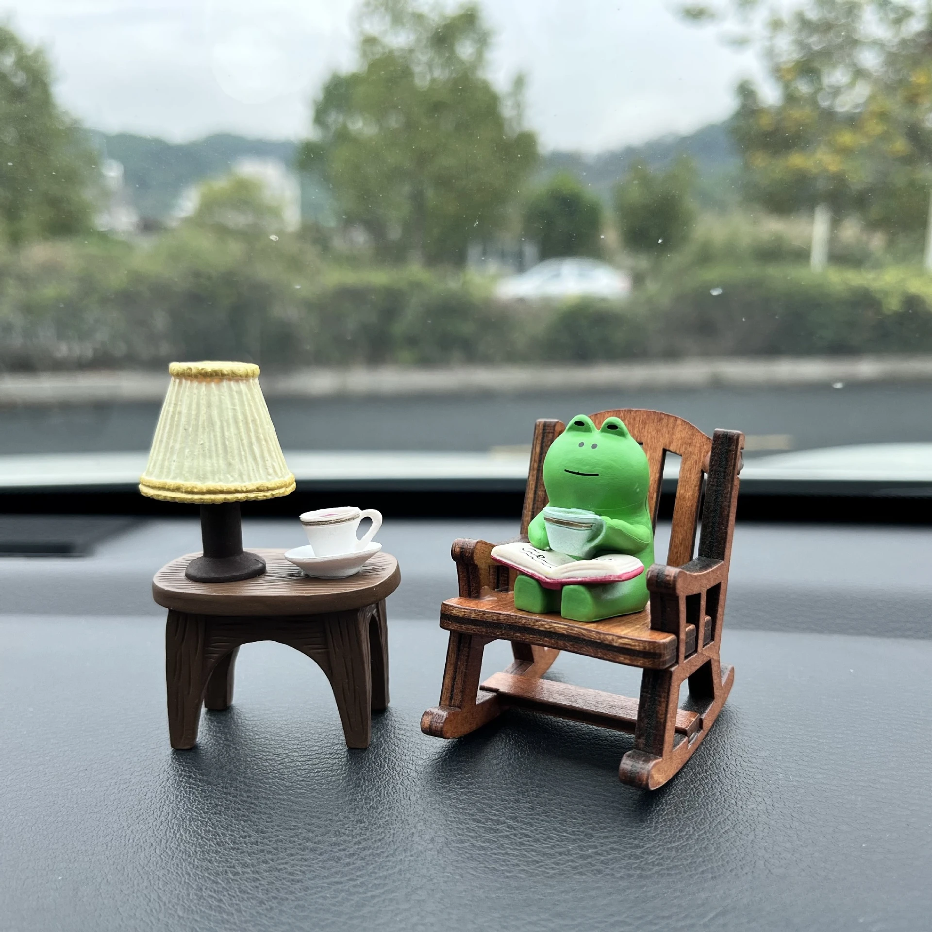 Japanese Frog Cartoon Animal Cat Ornaments Car Accessories Interior Creative Adorns Decoratvie Decors Center Console Decoration