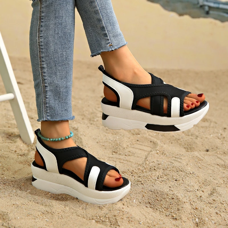 

Thick Bottom Open Toe Back Trip Strap Matching Color Waterproof Table Fashion All Comfortable Non-slip Casual Women's Sandals