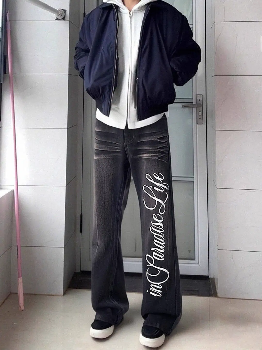 

Black Washed Letter Print Men's Jeans Cleanfit Straight Leg Micro Flared Pants American High Street Vibe Denim Jeans