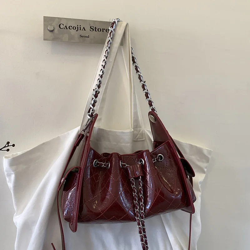 New Vintage Shoulder Bags Chain Simple Shoulder Crossbody Bags For Women Luxury Elegant Tote Bags Ladies Daily Work Hot Selling